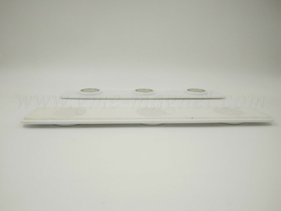 product-675-504 Bottleloft magnetic fridge storage